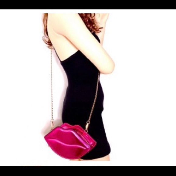 Metallic Lips Fuchsia Cross Body Bag - Picture 3 of 11